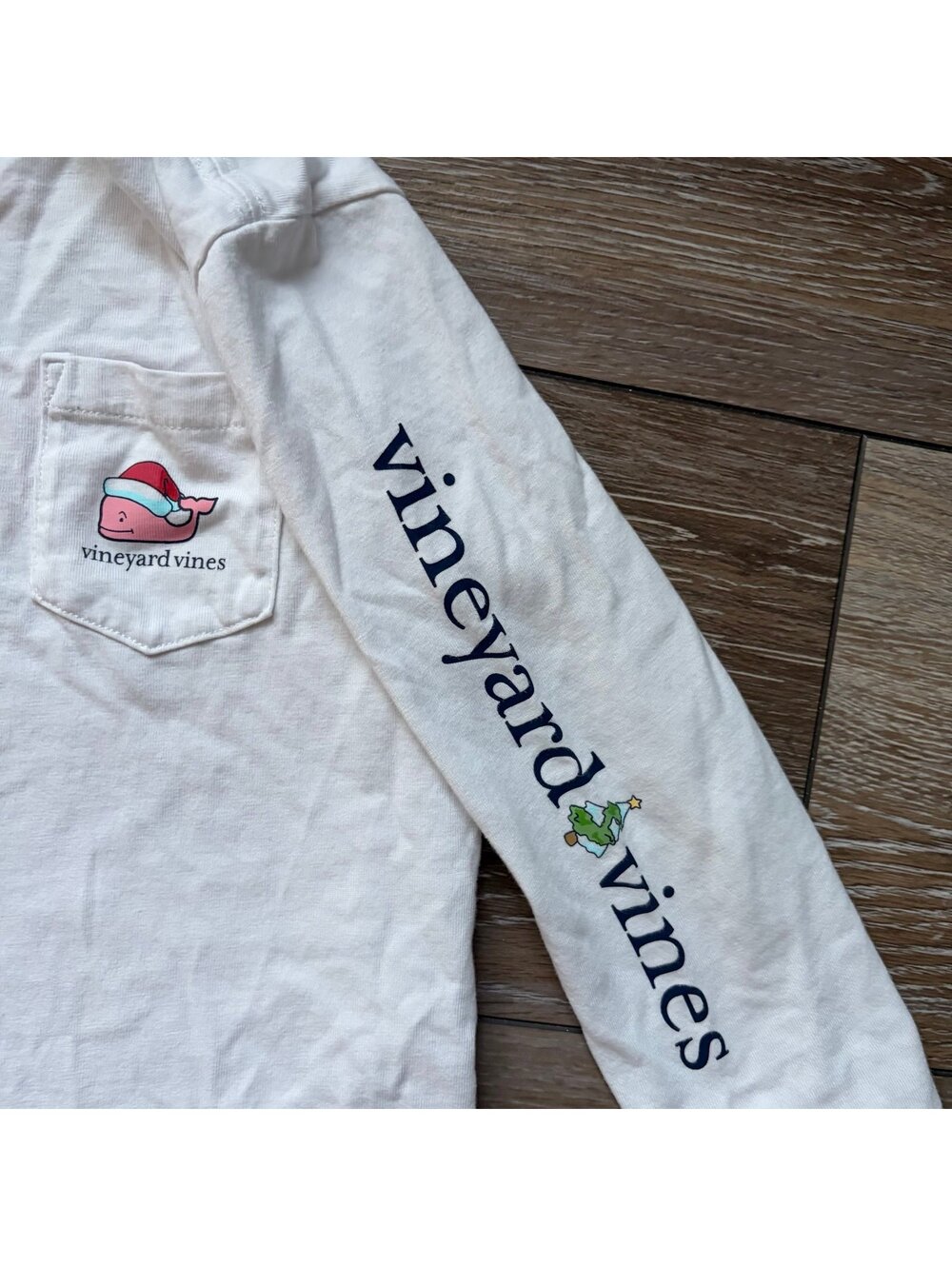 Vineyard Vines Christmas Whale Tee - Picture 3 of 4